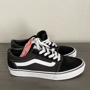 Brand New Women’s Vans